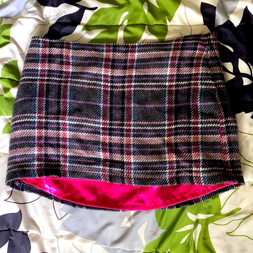 Women’s Plaid Skirt Pink Velvet Accent L